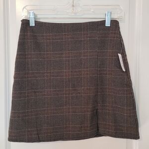 Women's XS Plaid Skirt, New With Tags, Old Navy, Never Worn, Browna And Black